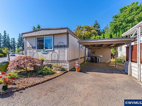 4th image of 620 SE 2nd Ave Unit 34