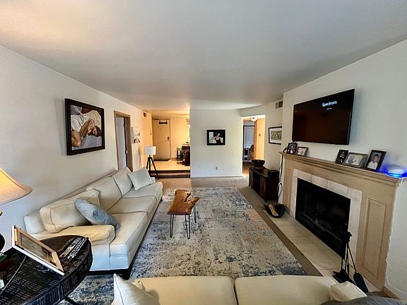3rd image of 5200 N Diversey Blvd APT 101