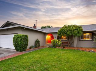 42 Eastside Cir, Petaluma, CA 94954