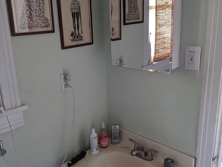 3711 Tom Green St #B — Photo 12