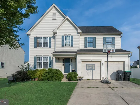 22 Thousand Oak Dr, Sicklerville, NJ 08081