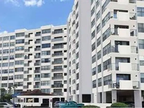 1300 NE Miami Gardens Dr APT 810E, Miami, FL 33179