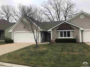 2709 Chipperfield Rd, Lawrence, KS 66047