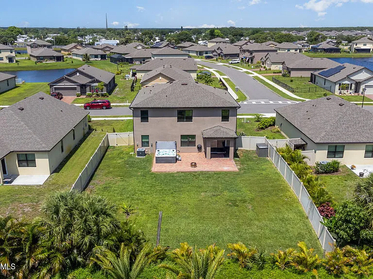 7389 Tourmaline Dr — Photo 28