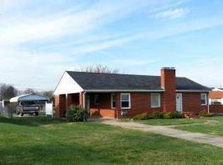 2629 Pinecrest Dr, Vinton, VA 24179
