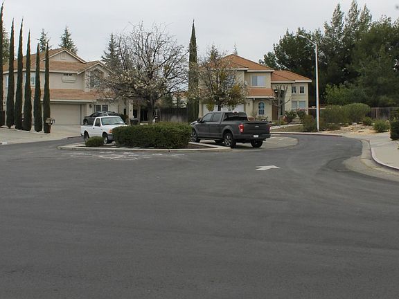 2nd image of 4005 Niccolite Ct