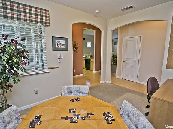 4th image of 2172 Orvis Dr