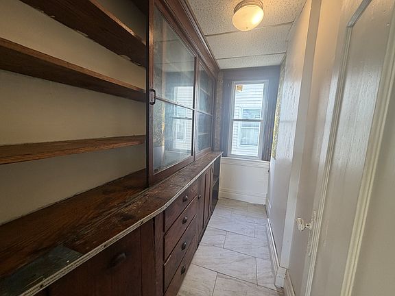5th image of 53 Saint Jacob St