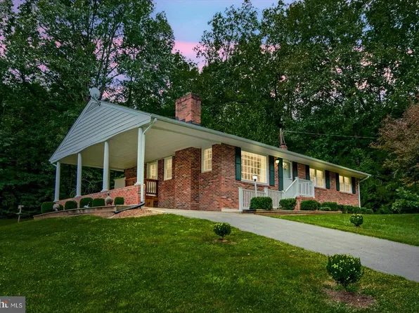 8420 Robert E Lee Dr, Spotsylvania, VA 22551
