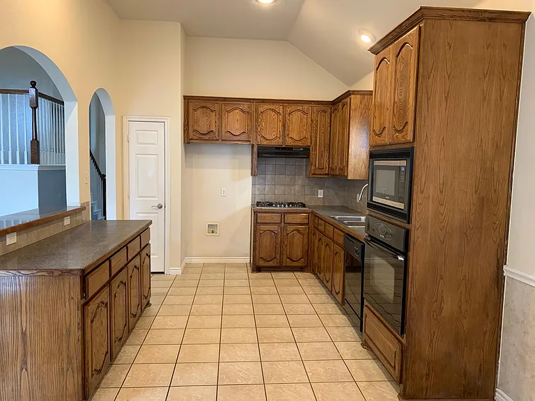 4636 Rush River Trl — Photo 2