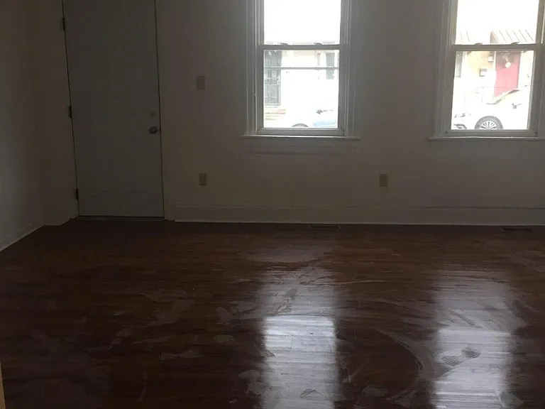 128 S 20th St #1 — Photo 8