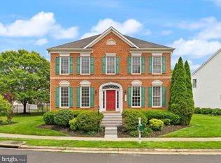 6413 Morven Park Ln, Gainesville, VA 20155