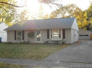 1821 Hastings Rd, Springfield, IL 62702