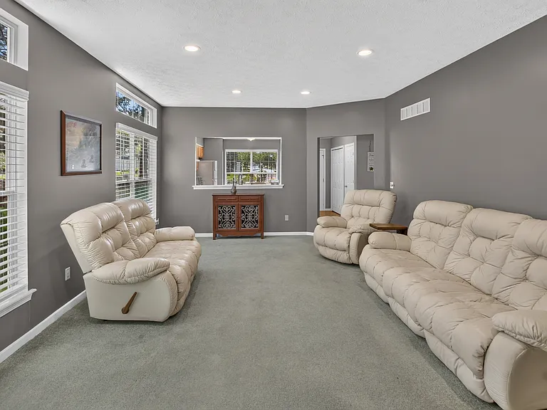 11309 Lake Meadow Ln — Photo 13