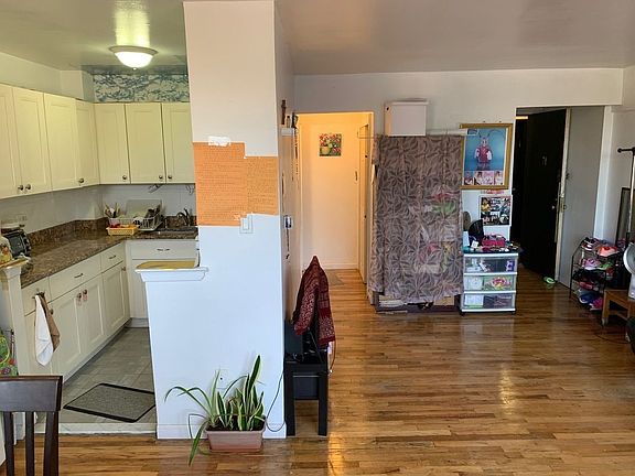 4th image of 108-05 Astoria Blvd APT 2C