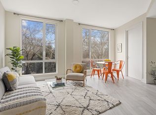 631 E 18th St #3C, Brooklyn, NY