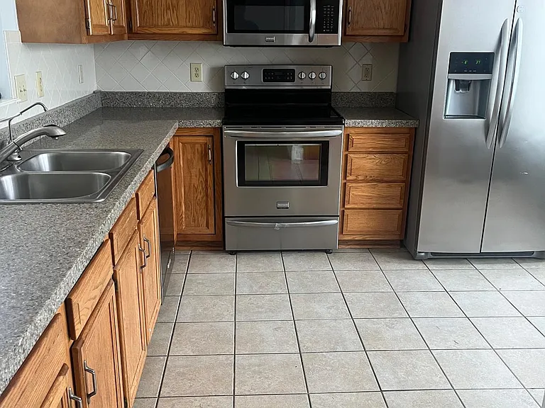 3420 Bulah Ave — Photo 35