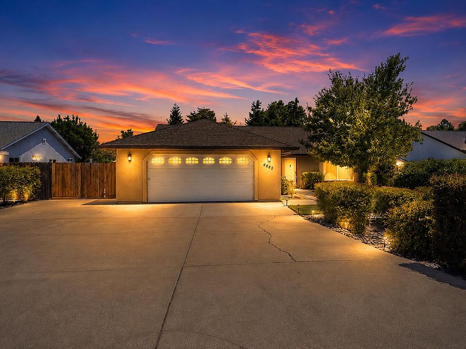 1st image of 4565 Cerro Ln