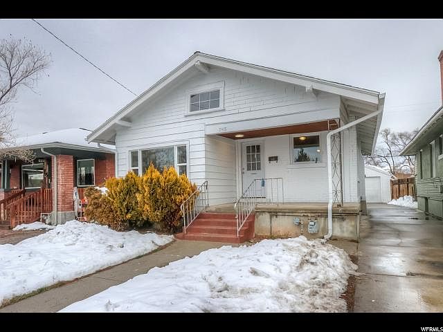 1st image of 745 E Browning Ave