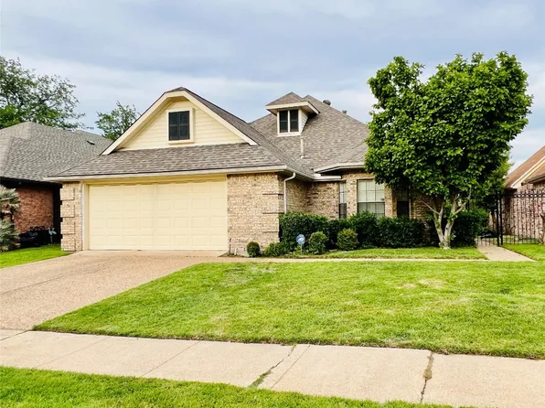2842 Laurel Oaks Dr, Garland, TX 75044
