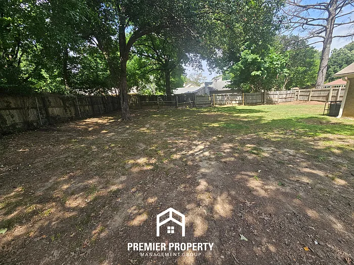 6329 Ridge Manor Dr — Photo 23