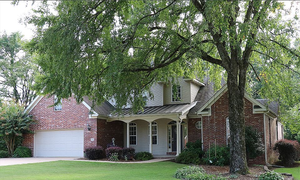 Private, dead end street