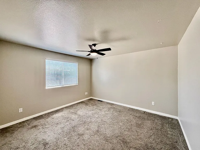 4631 Fencer Rd — Photo 7