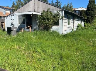 1136 Magnuson Way, Bremerton, WA 98310