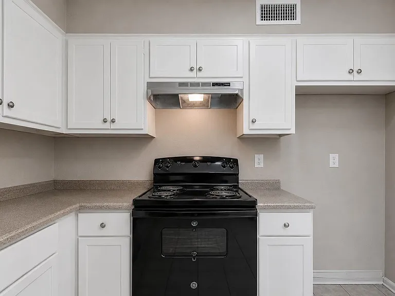 7140 S Dairy Ashford Rd — Photo 13