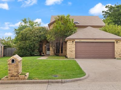 809 Carrington Dr, Arlington, TX, 76001