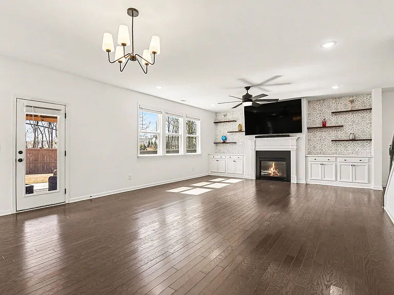 5510 Bower Pl — Photo 12