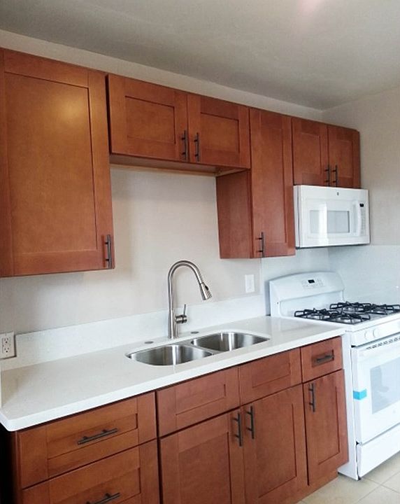 1st image of 3536 West Blvd