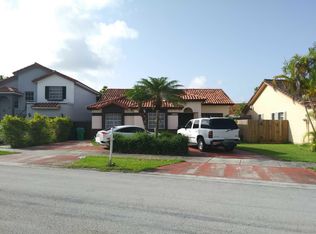15616 SW 62nd Ter, Miami, FL 33193