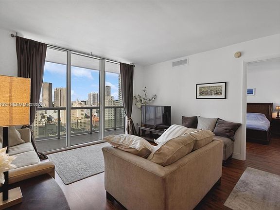 4th image of 50 Biscayne Blvd APT 2111