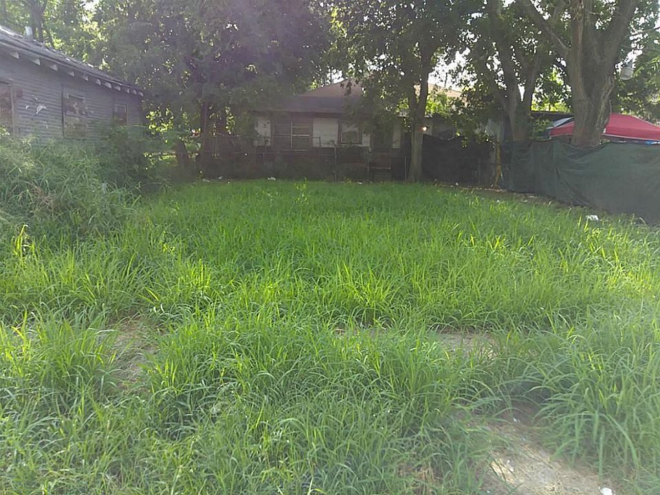 2nd image of 2807 Tierwester St