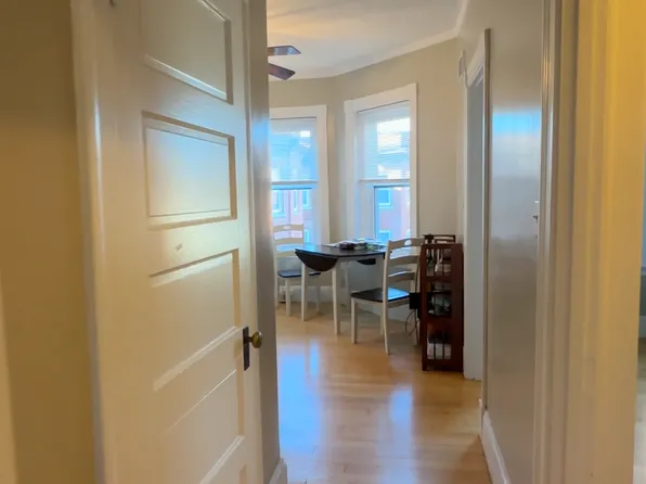15 Lynde St APT 26, Salem, MA 01970