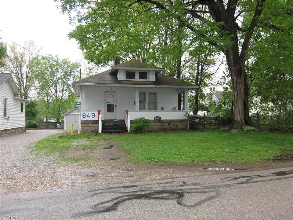 1st image of 849 W Spruce Ave