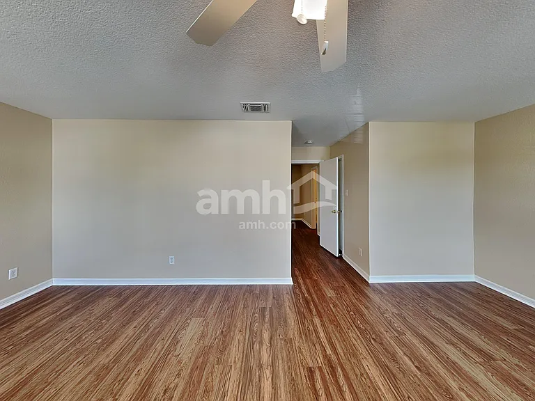 9742 Liberty Grn — Photo 10
