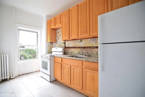 Rented by Citi Habitats | media 10