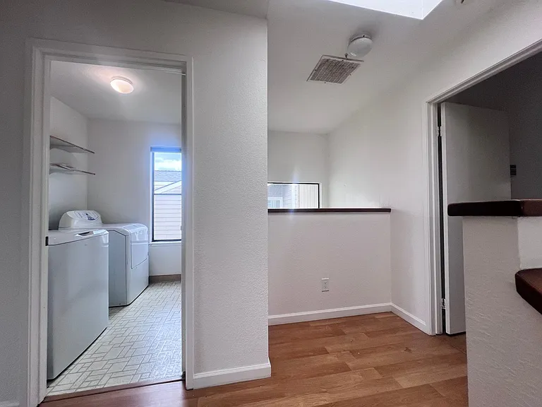 41 Jacklin Cir — Photo 36