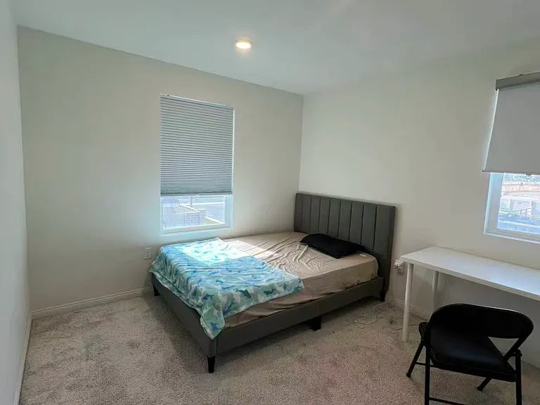 8523 Midway Ln — Photo 7