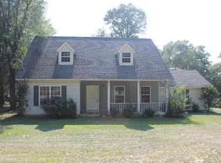 675 Leahs Row Rd, Ambrose, GA 31512