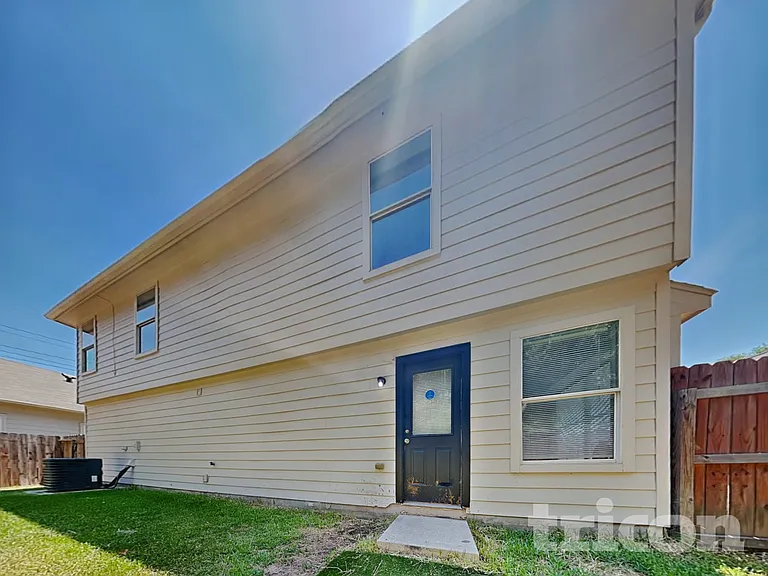 5473 N Buffalo Cir — Photo 16