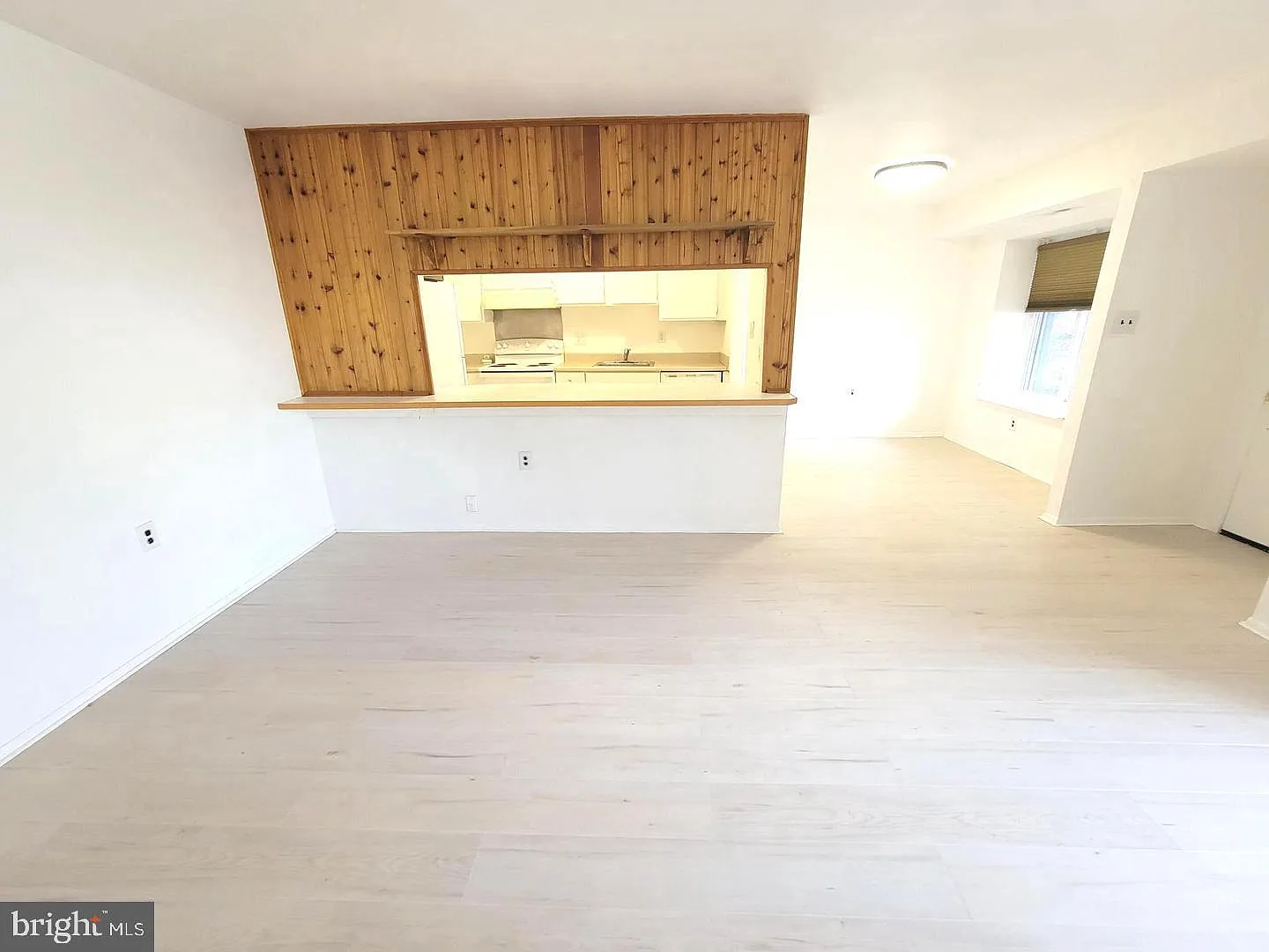 2 bed, 1.0 bath, 992 sqft, $1,800 — Photo 4