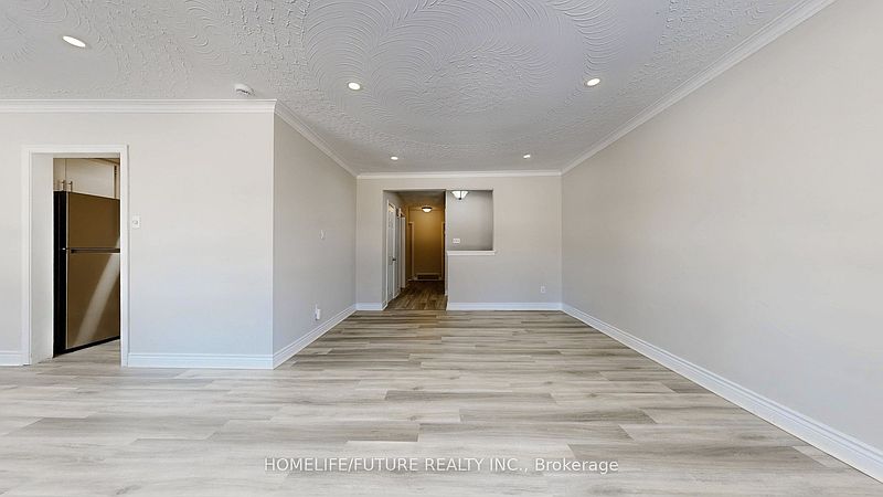 Toronto House for rent - 5 Bedrooms — photo 11