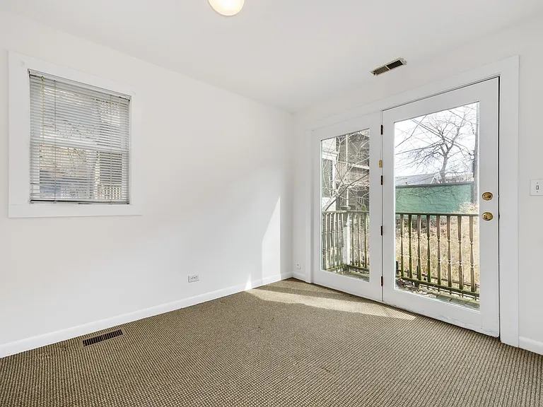 236 W Willow St #CH — Photo 14