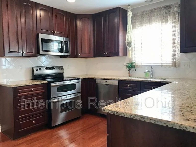 6346 Grassmere Dr — Photo 15