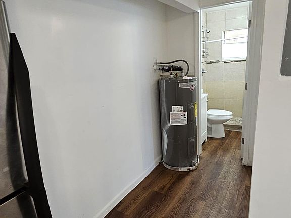 3rd image of 2000 NW 28th St #7