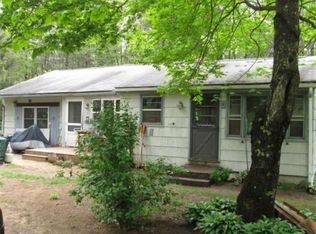 8 Apple Tree Ln, Holland, MA 01521