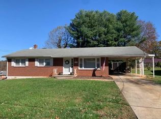 626 Susan Dr, Collinsville, VA 24078